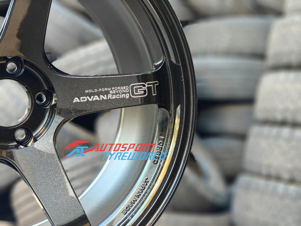 Advan GT Beyond - Racing Titanium Black (TBK) - GTR35