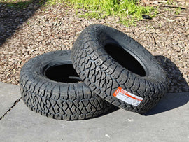 265/65R17 LT 120/117S 10PLY Maxxis RAZR AT811