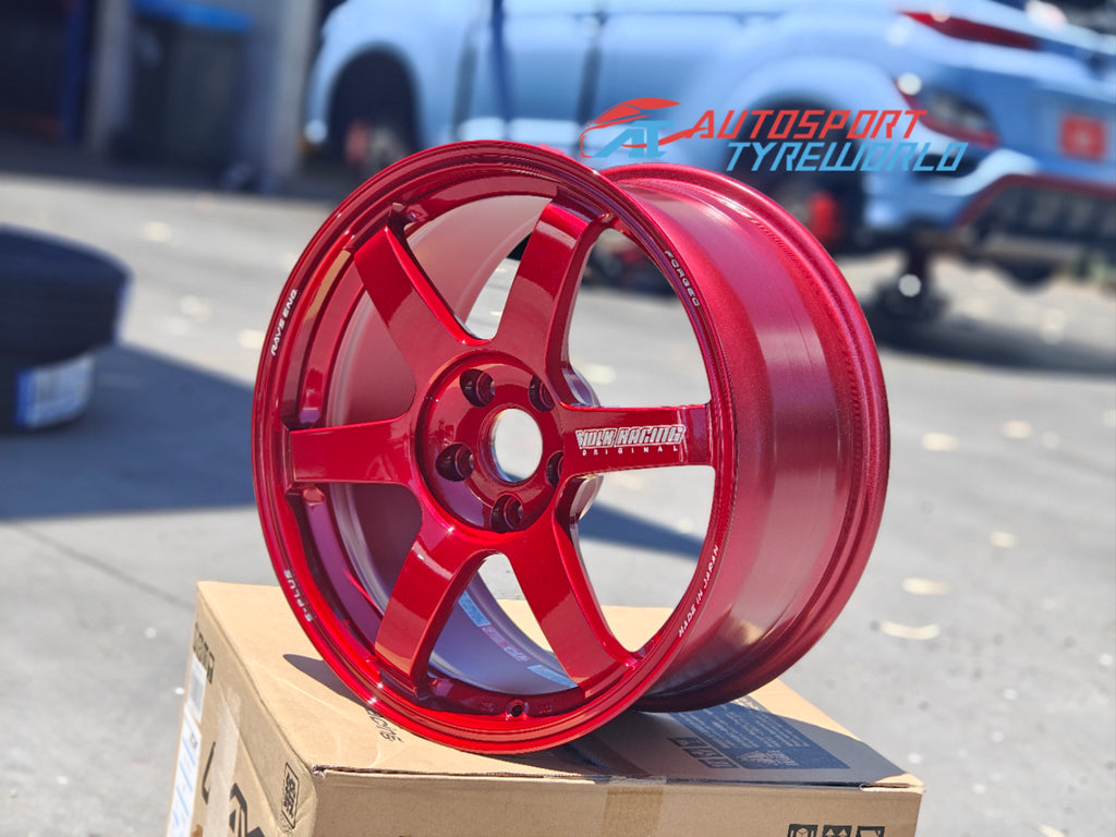 Rays Volk Racing TE37SAGA S-Plus - 18X9 +45 5X114.3 Hyper Red