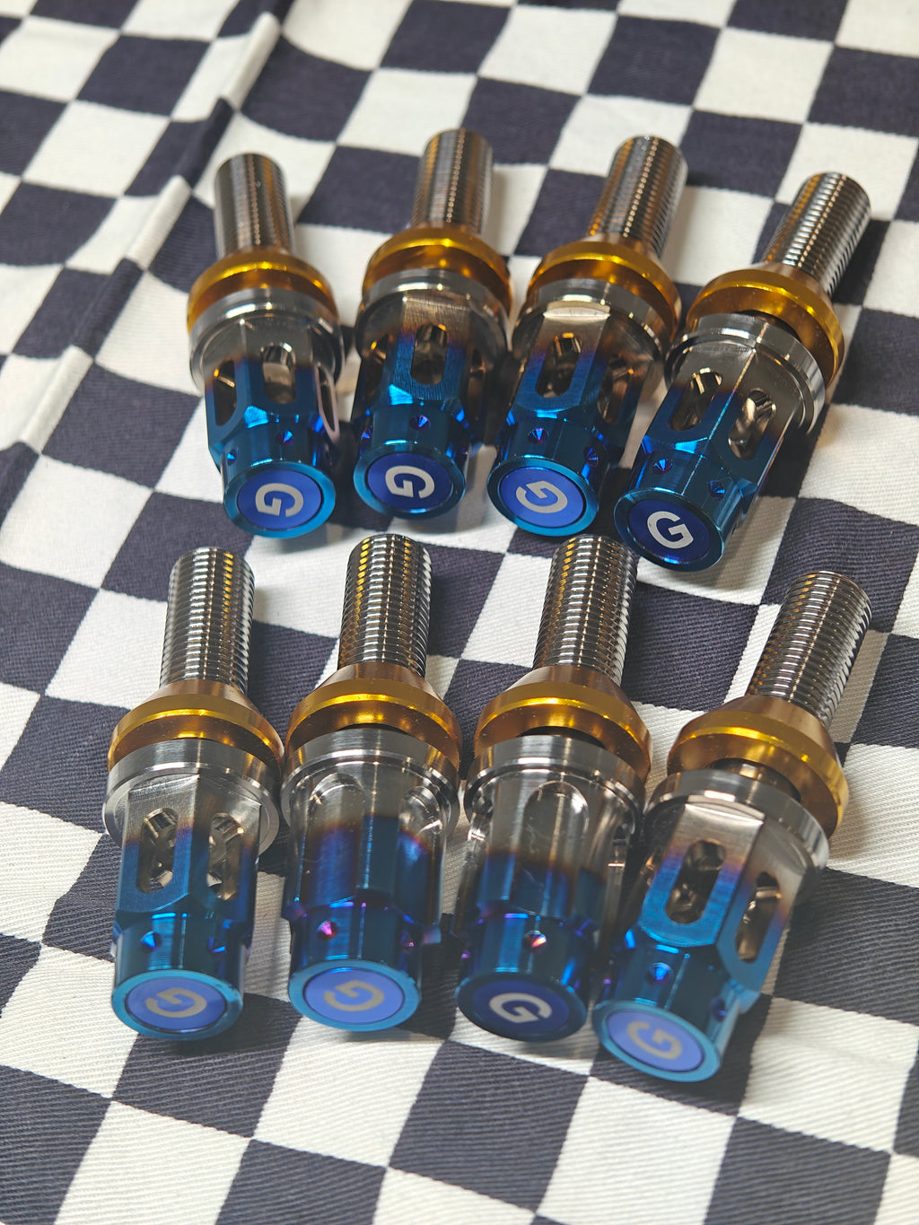 Grandma Titanium Racing Wheel Bolts - Half Burnt Blue