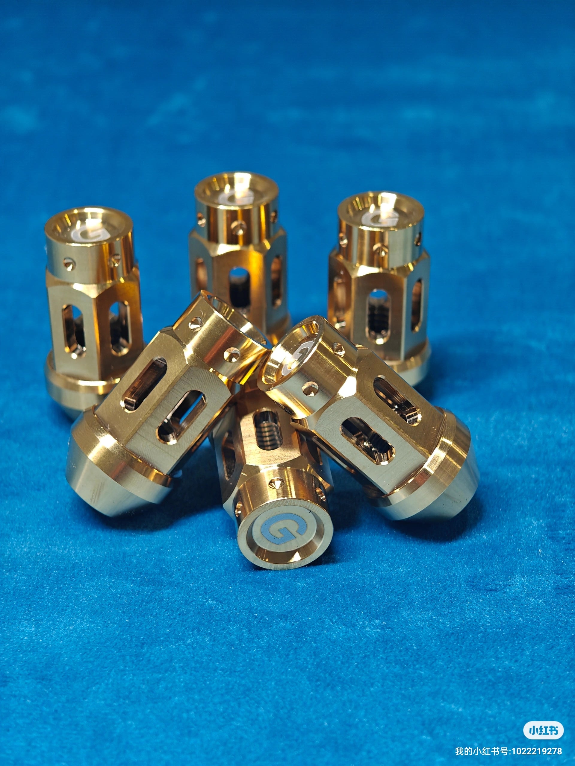 Grandma Titanium Racing Wheel Nuts - Golden