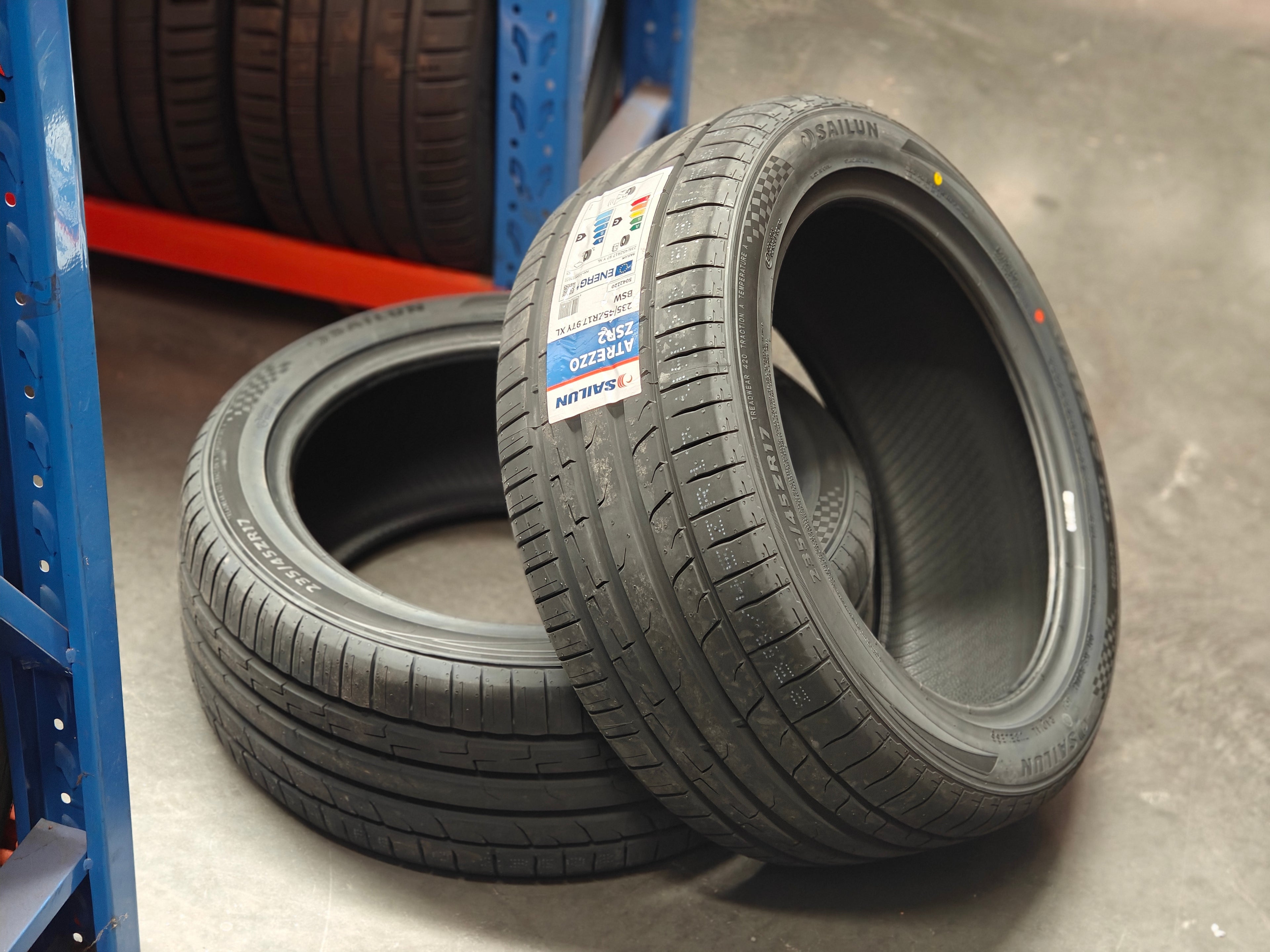 235/45R17 97Y XL Sailun ZSR2 420TW