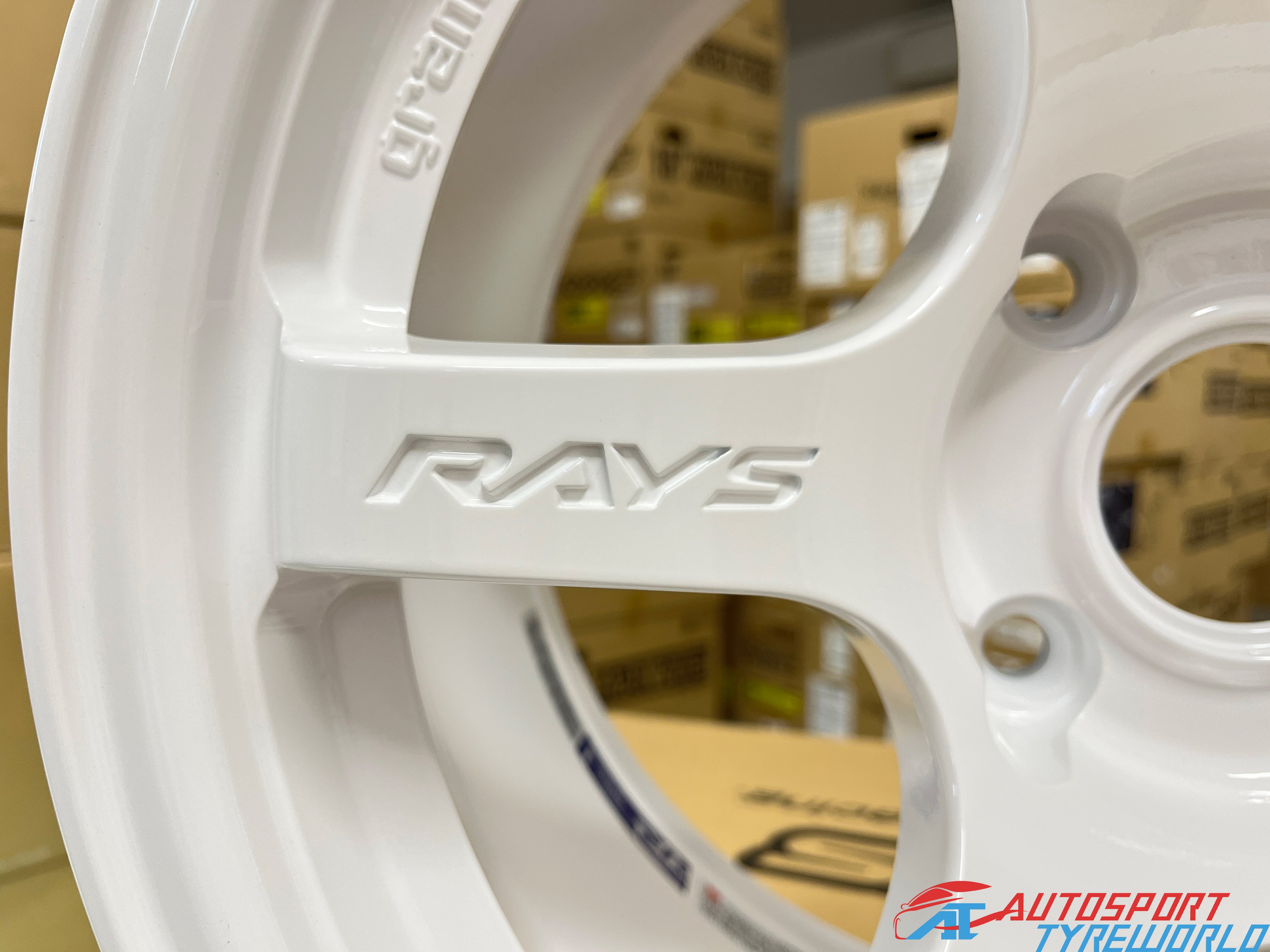Rays Gram Light 57D Mark II - Dash White