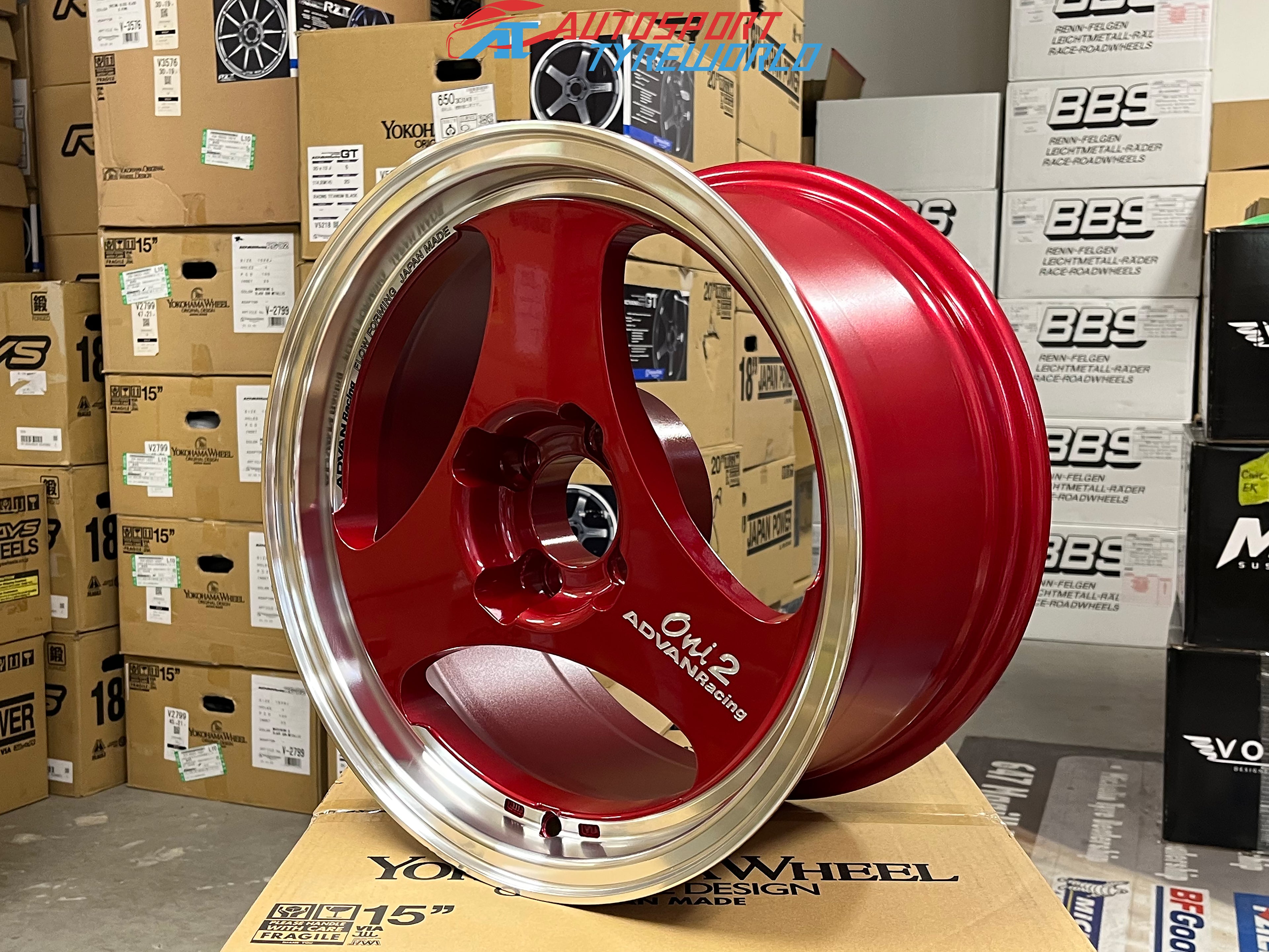 Advan ONI2 - Machinging and Racing Candy Red 15 inch