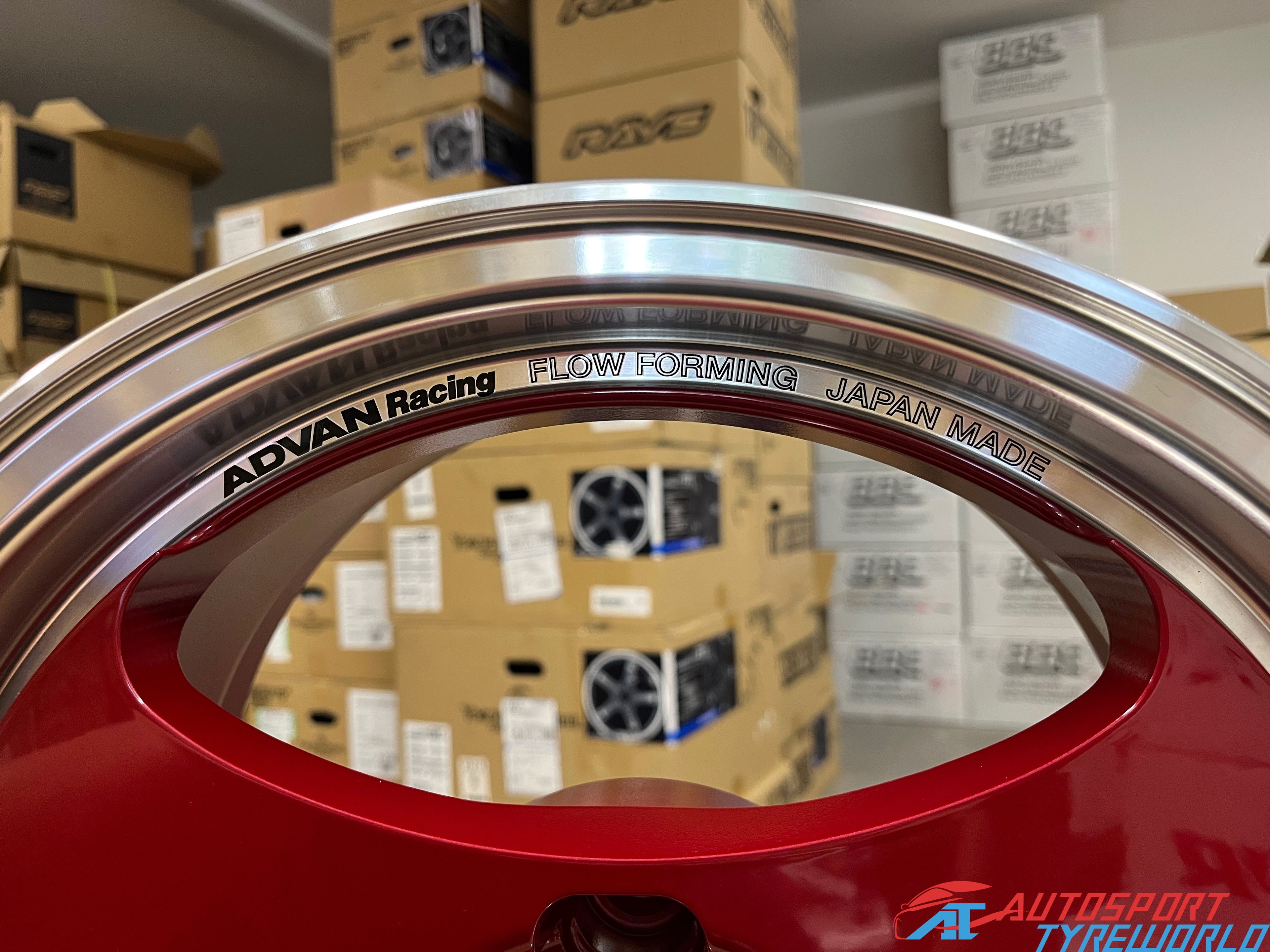 Advan ONI2 - Machinging and Racing Candy Red 15 inch
