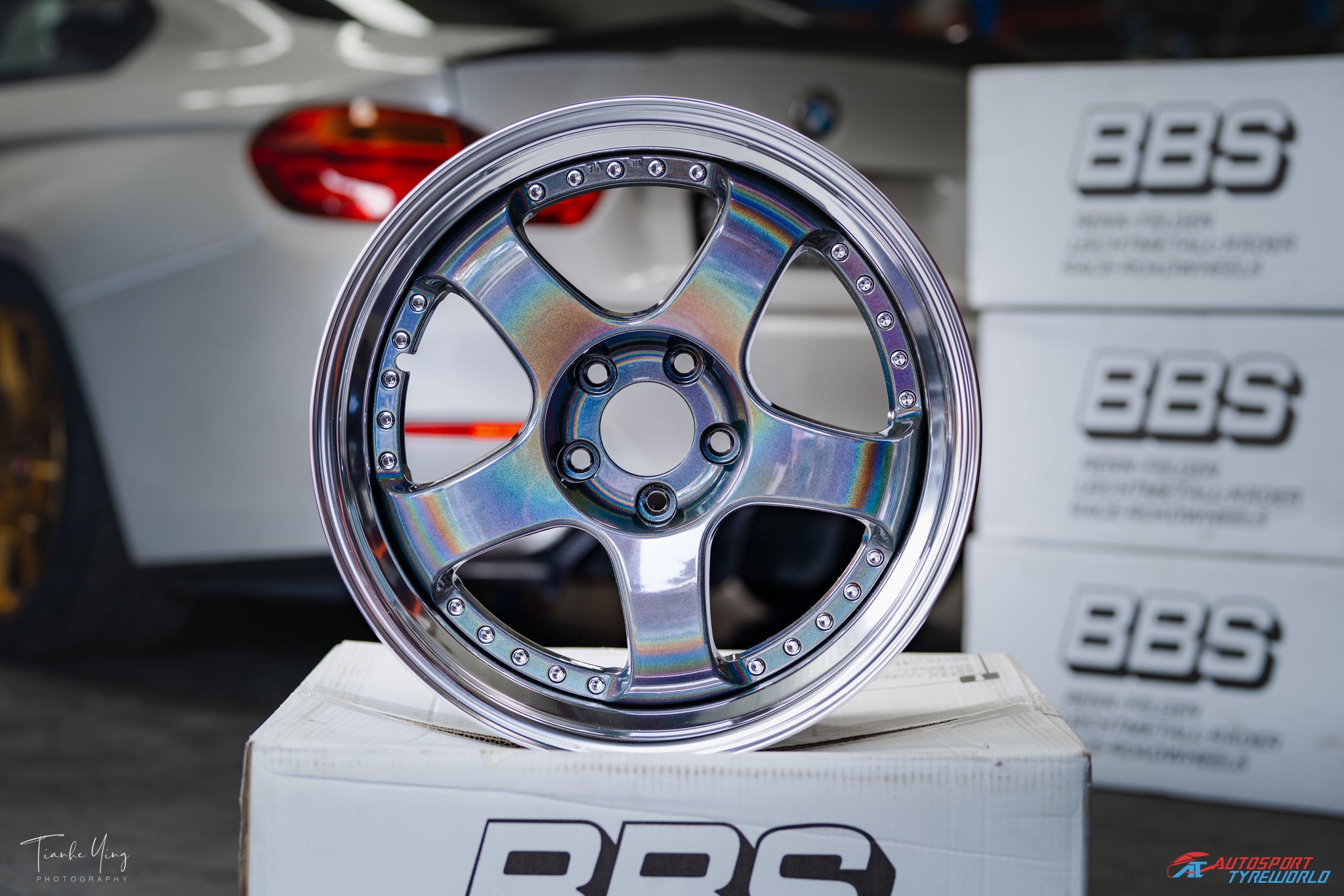 SSR Professor SP1 - 18X9.5, +25, 5X114.3 - Spectrum Sliver