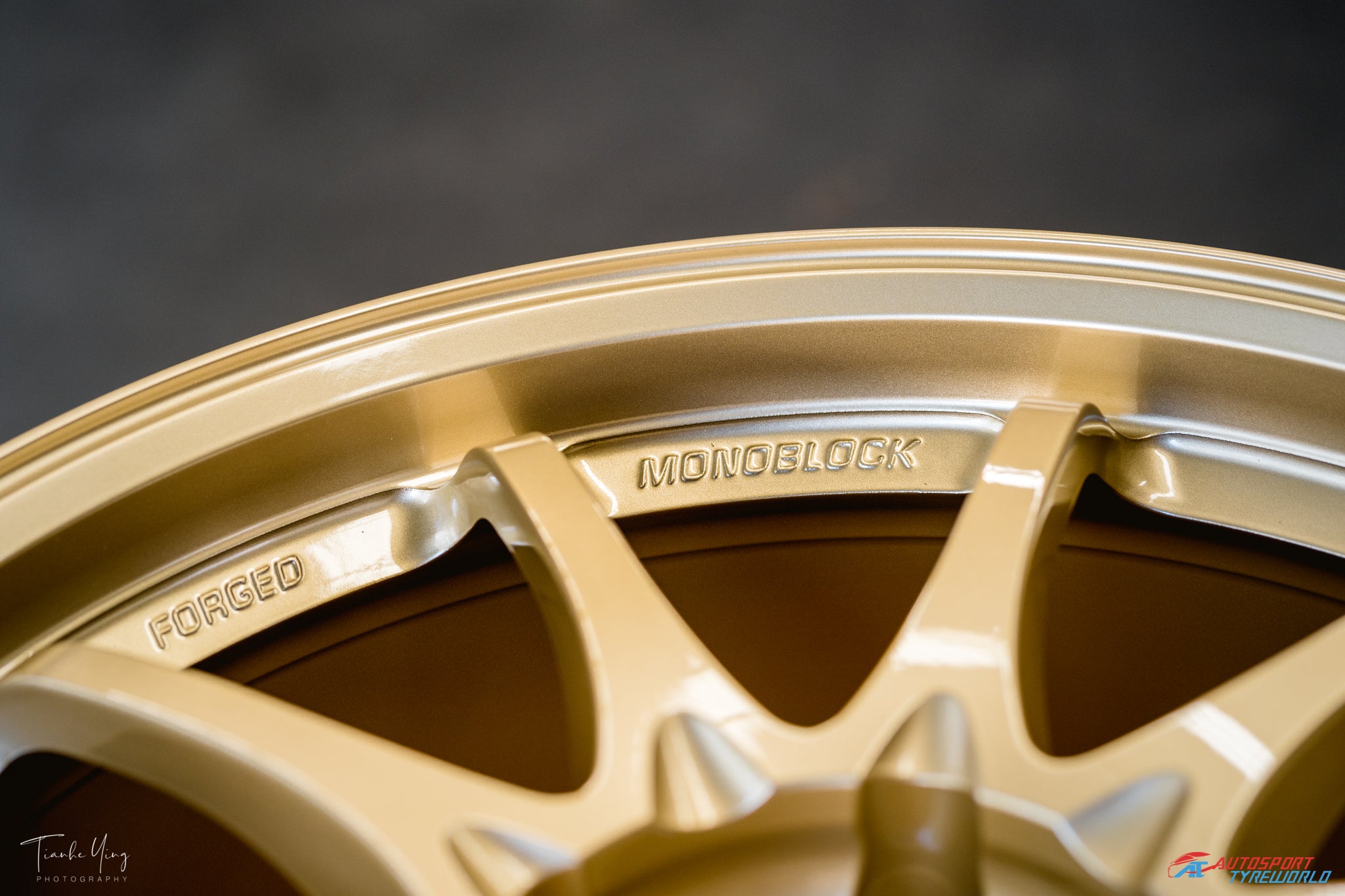 Rays Volk Racing CE28SL - 18X8.5, +35, 5X114.3 - Gold