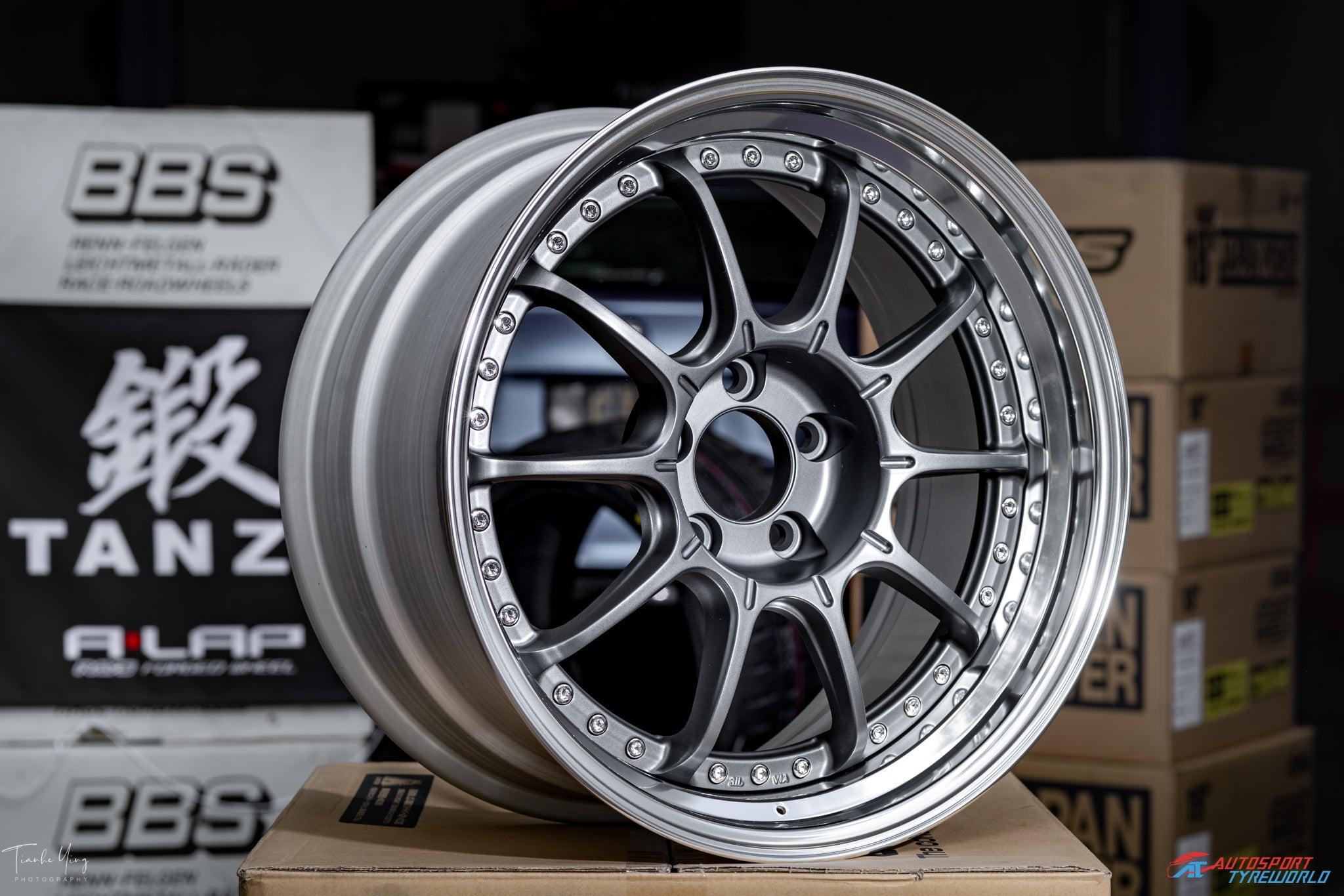 SSR SP5 - 18X9.5, +25, 5X114.3 - Flat Black
