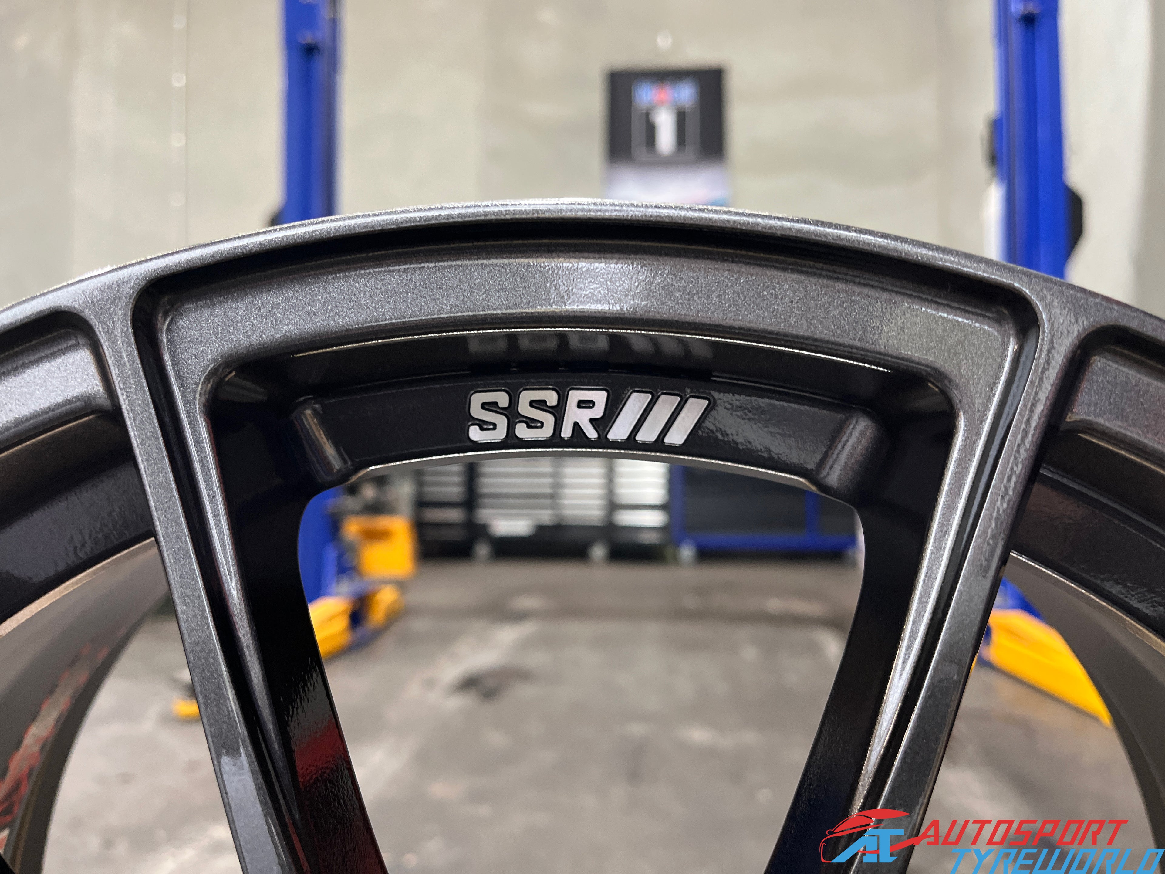 SSR GTX04 Dark Gunmetal