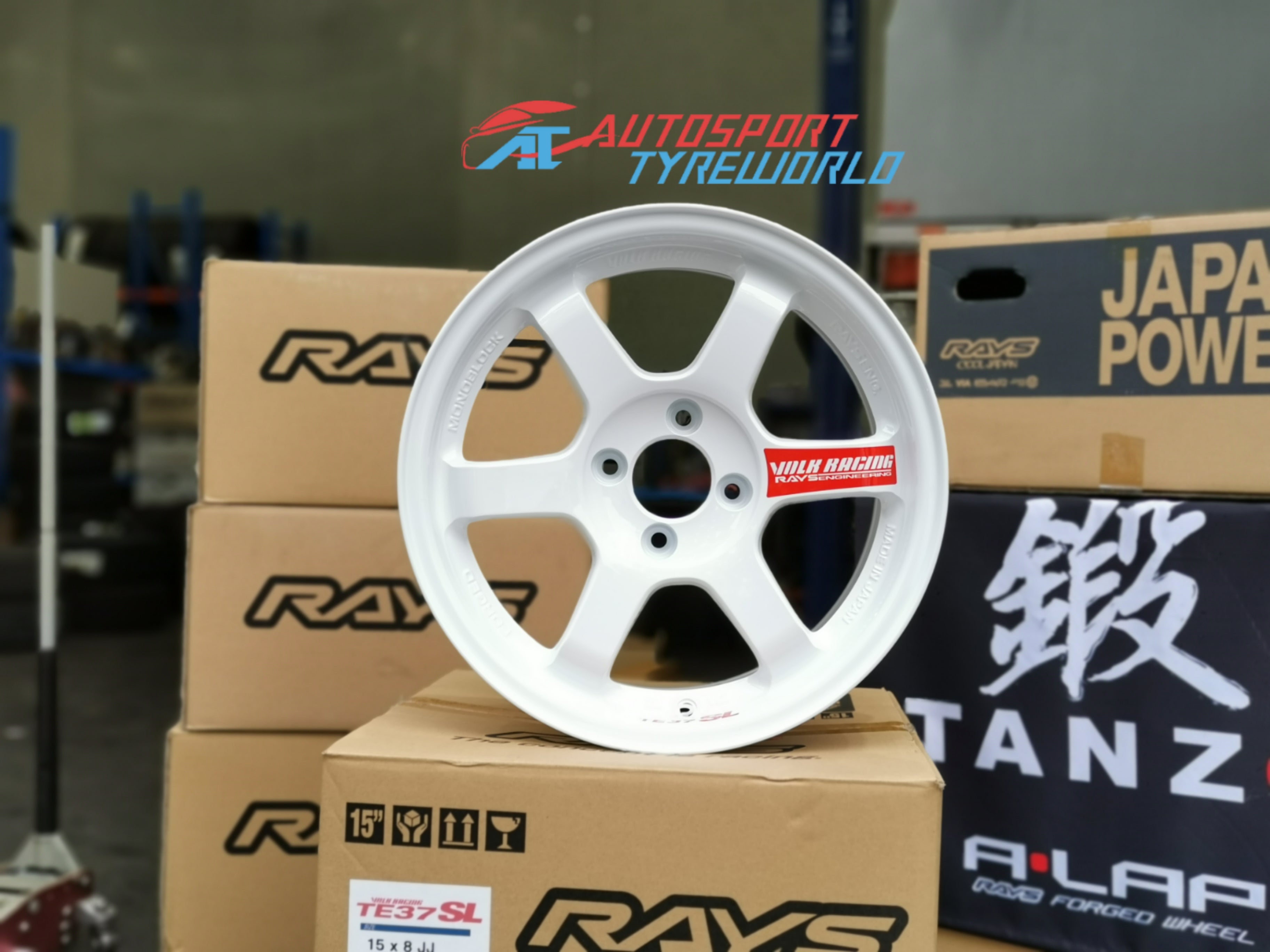 Rays Volk Racing TE37SL 15 inch Dash White (DW) – Autosport Tyre